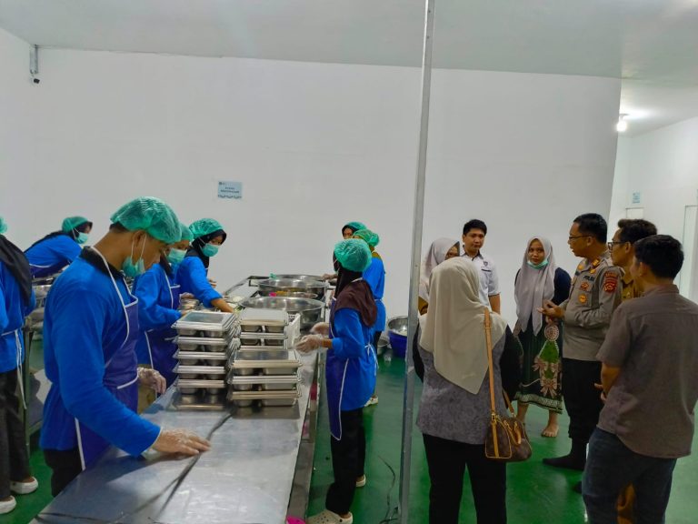 BELITANG SIAP GIZI! Dapur SPPG Tegal Rejo Resmi Dibuka, Distribusikan Makanan Bergizi ke 1.107 Pelajar